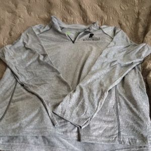 Lightweight pullover size  XL
